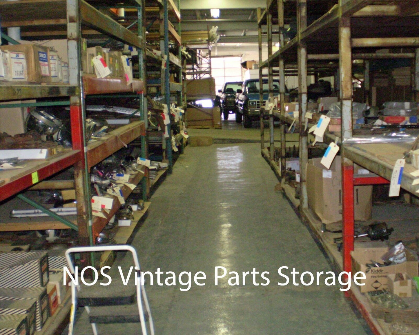 1992 1993 1994 Pontiac Sunbird Rear Bumper Molding White 22577644