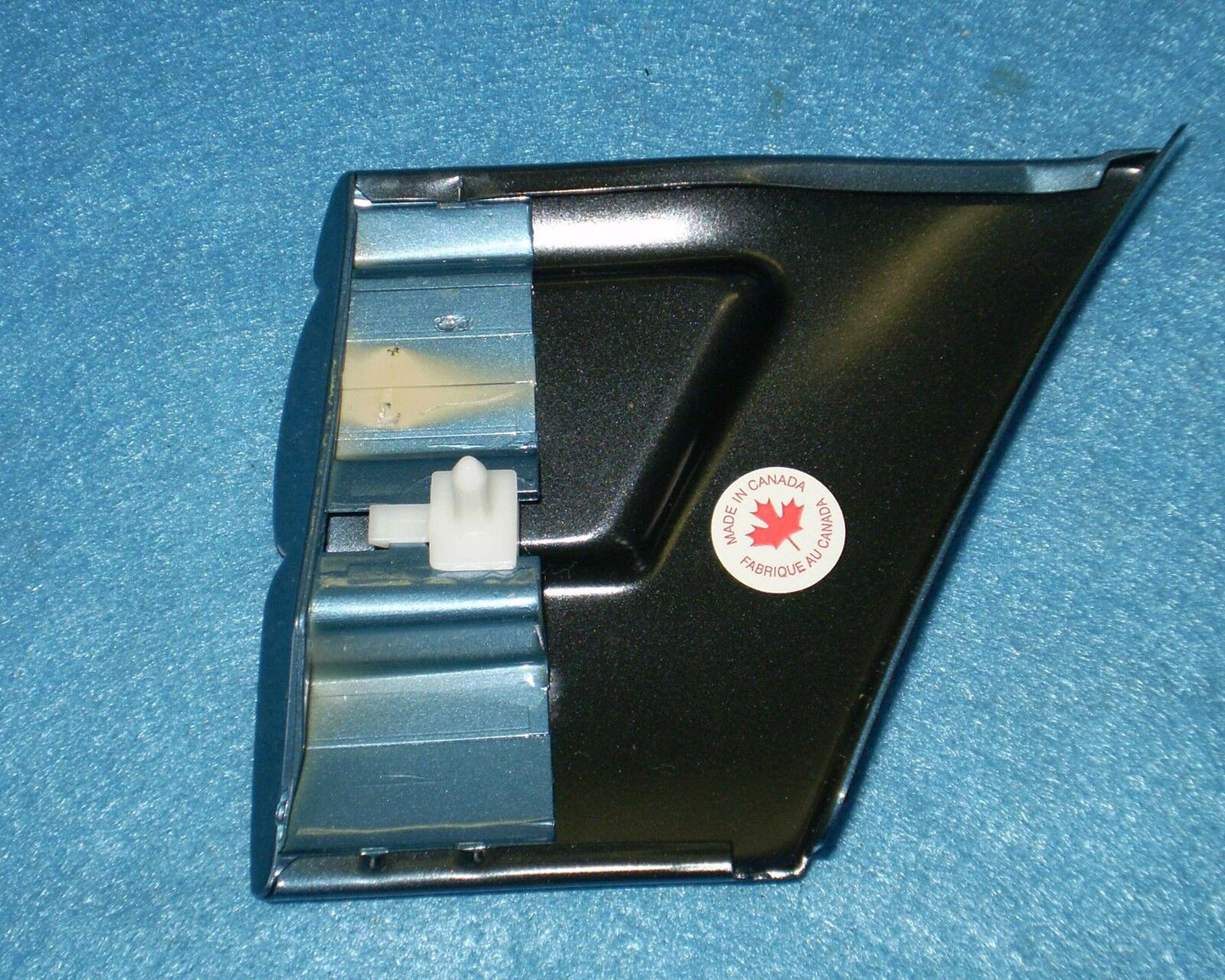 1989 1995 Caravan Voyager/Town & Country Front Fender Molding Trim OEM-NEW-NOS