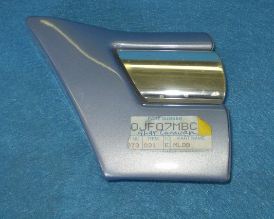 1989 1995 Caravan/ Voyager Town & Country Front Fender Molding Trim OEM-NEW-NOS