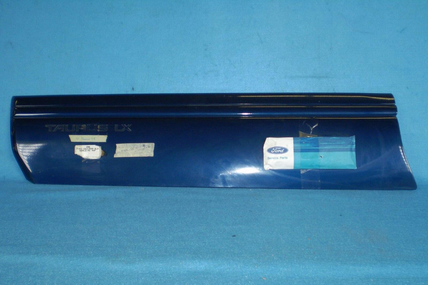 1992 1995 Ford Taurus LX LH Front Door Cladding Molding Trim O.E.M.-NEW-N.O.S.