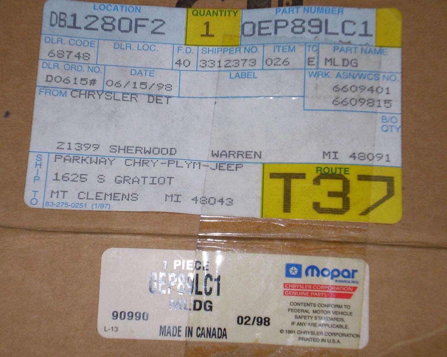 1989 1995 Caravan Voyager Town & Country Front Fender Molding Trim OEM-NEW-NOS