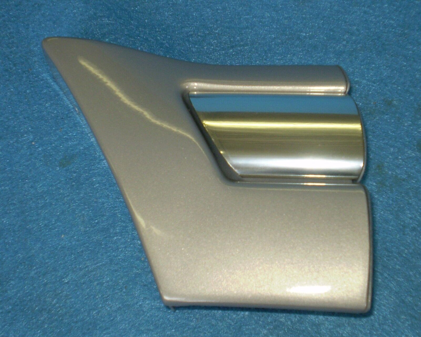 1989 1995 Caravan Voyager Town & Country Front Fender Molding Trim OEM-NEW-NOS