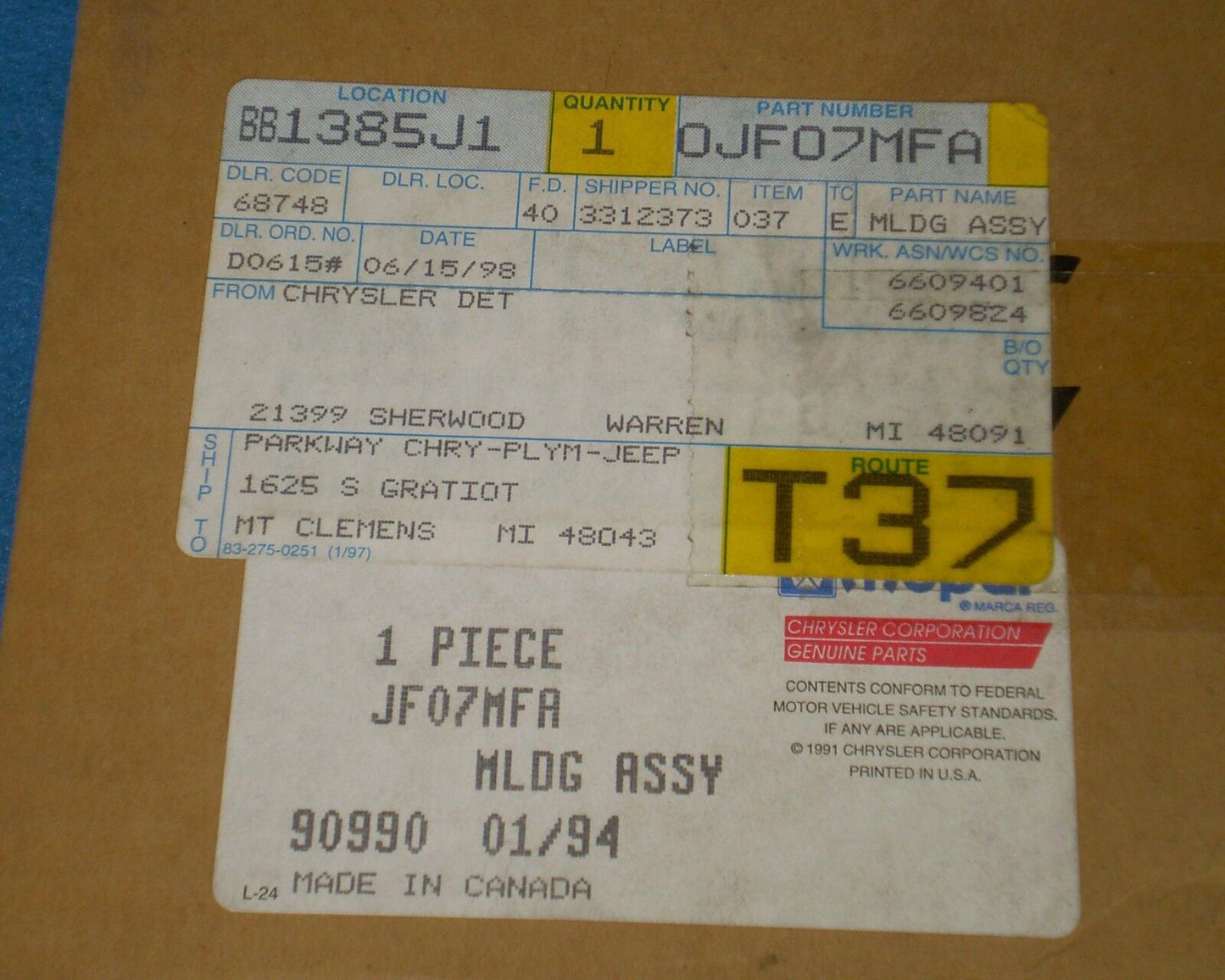 1989 1995 Caravan Voyager Town & Country Front Fender Molding Trim OEM-NEW-NOS