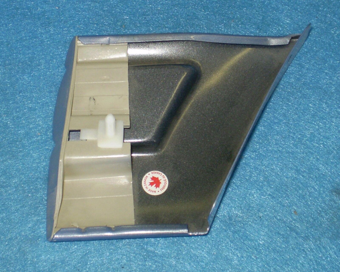 1989 1995 Caravan/ Voyager Town & Country Front Fender Molding Trim OEM-NEW-NOS