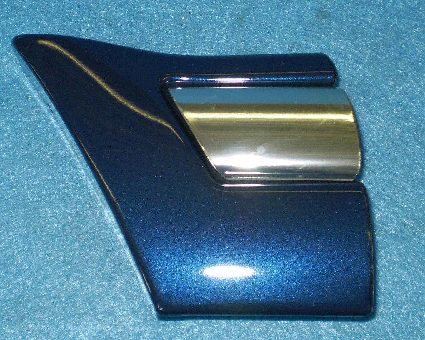 1989 1995 Caravan Voyager Town & Country Front Fender Molding Trim OEM-NEW-NOS