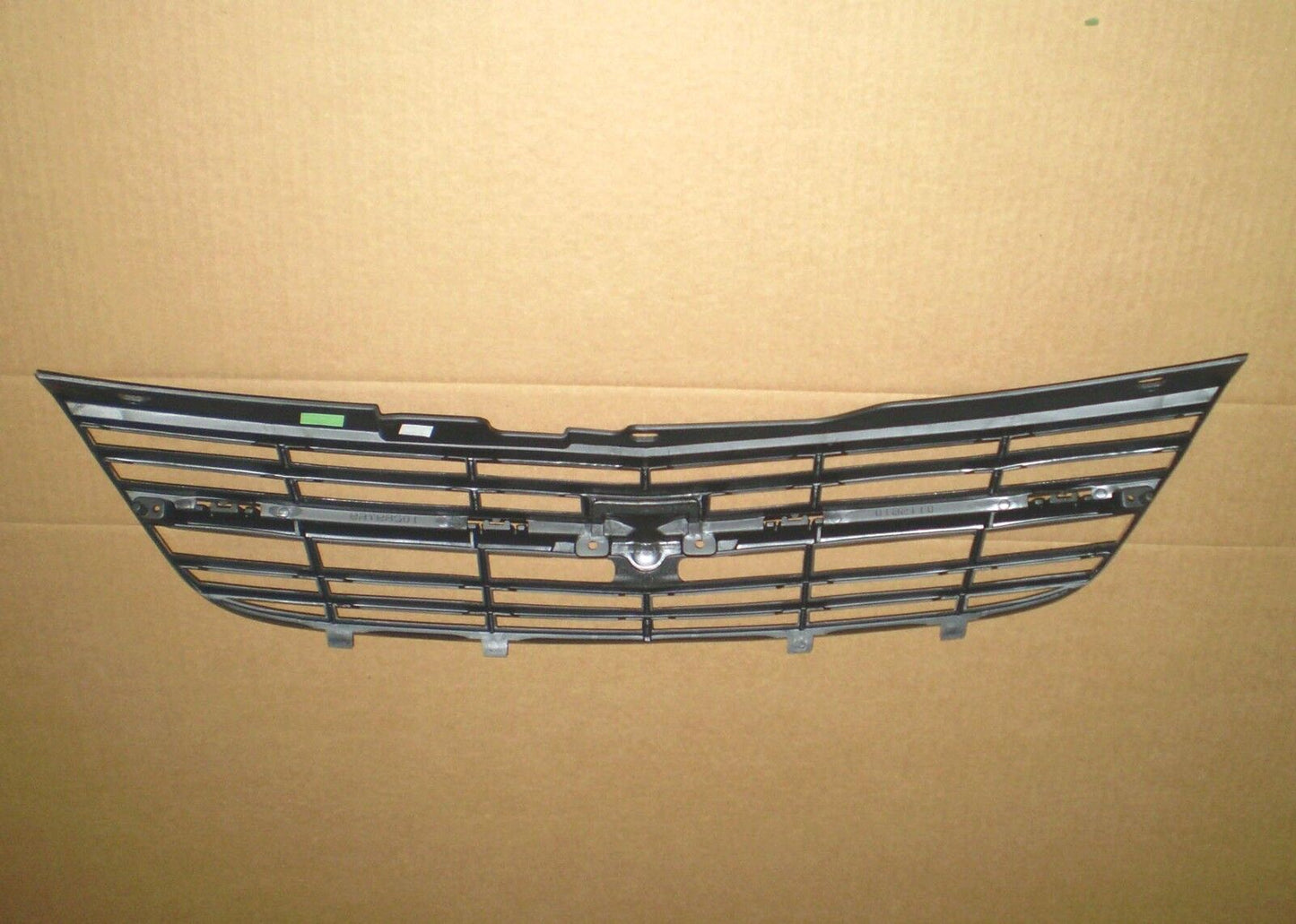 2000 2001 2002 2003 2004 2005 Chevrolet Impala Grill NEW NOS OEM 1289769