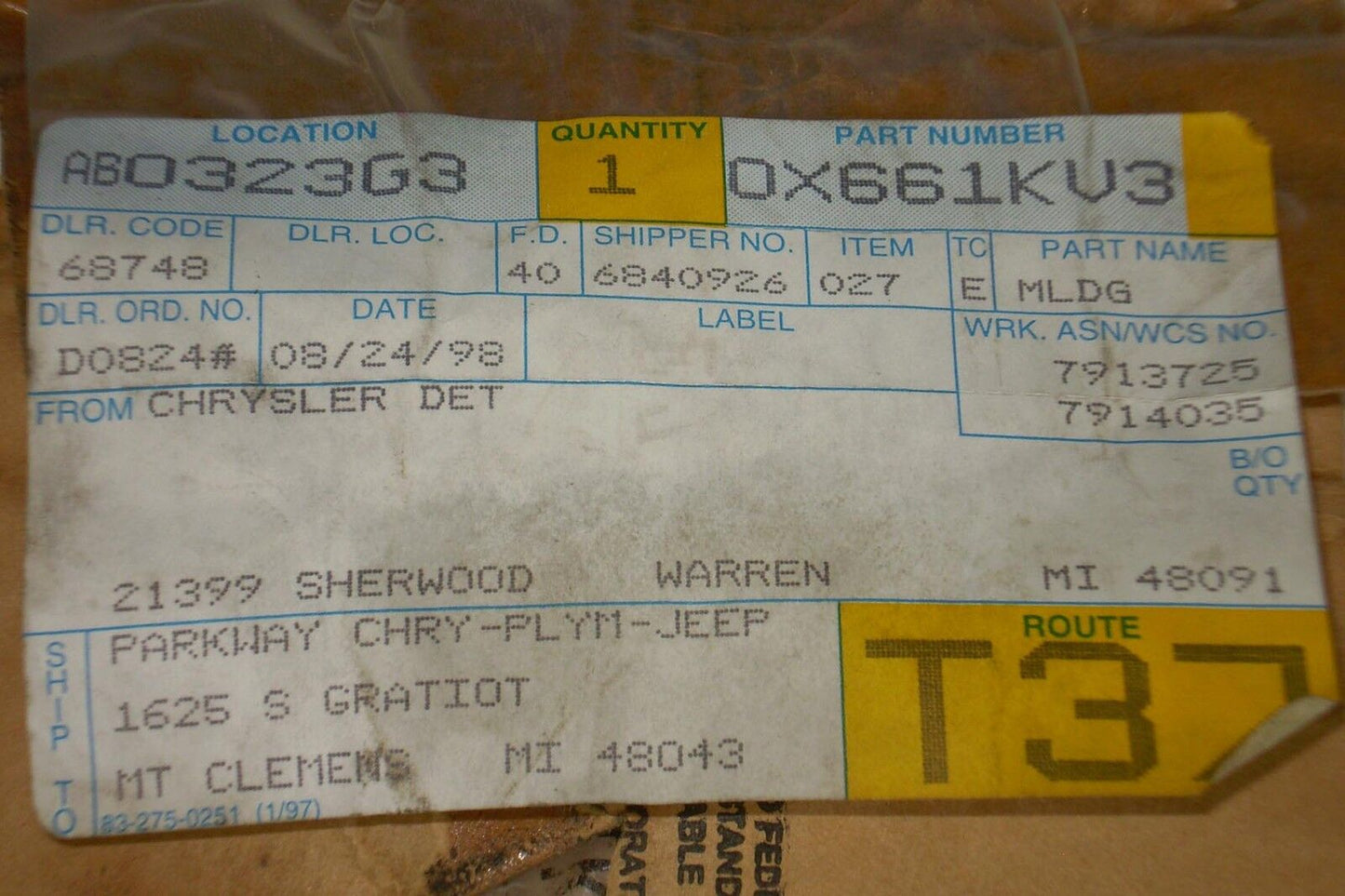 1989 1995 Spirit Acclaim Le Baron Left Front Fender Molding Trim OEM-NEW-NOS