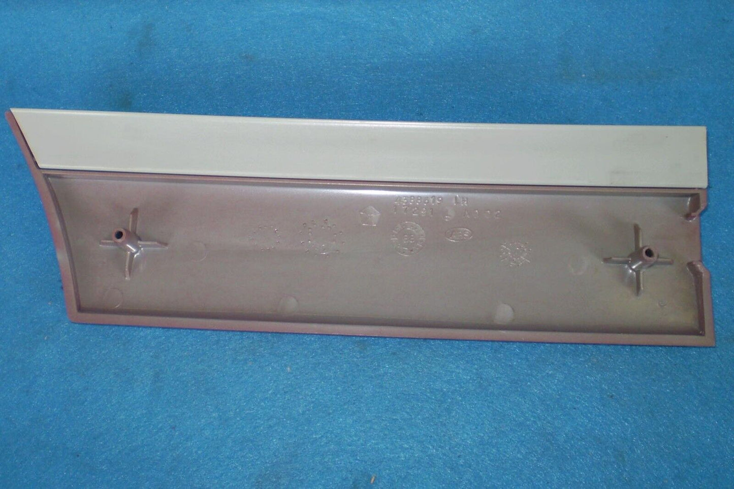 1989 1995 Dodge Spirit Plymouth Acclaim Front Fender Molding Trim OEM-NEW-NOS