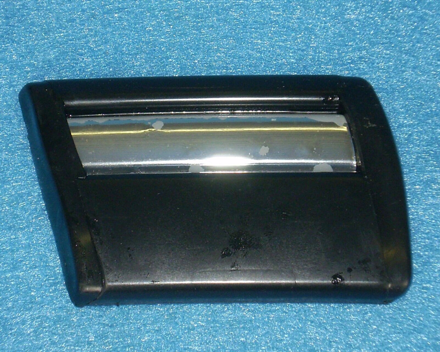 1990 1994 Chevrolet Lumina Front Fender Molding Trim OEM-NEW-NOS GM#10134625