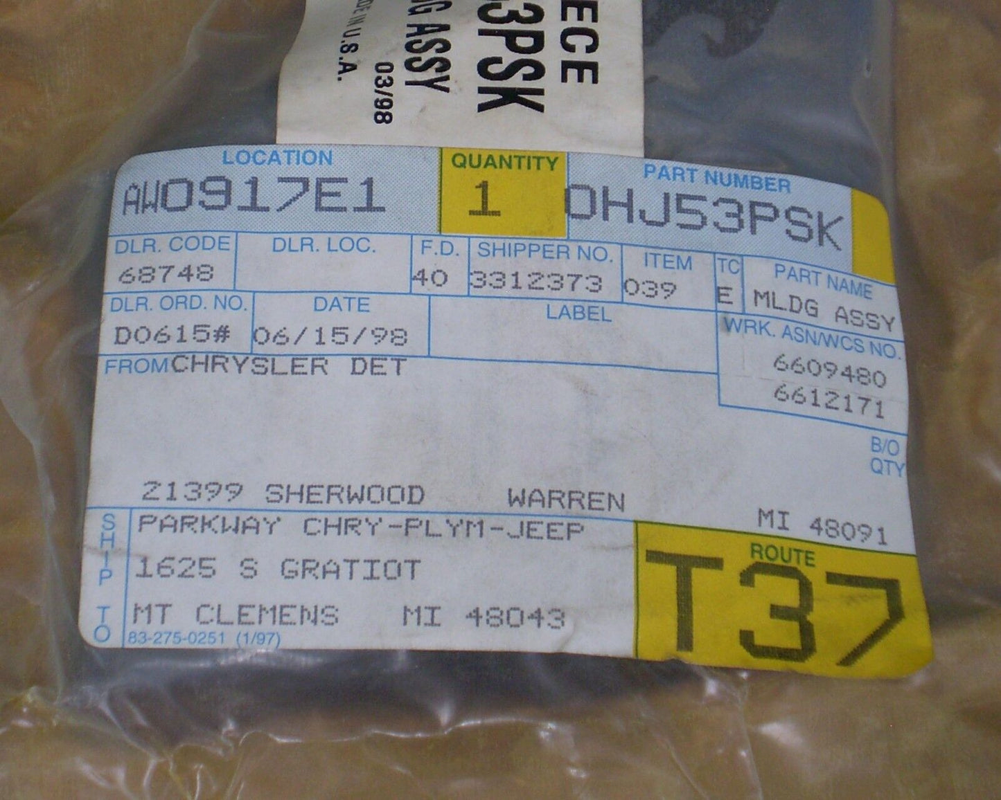 1989 1995 Caravan Voyager Town & Country Front Fender Molding Trim OEM-NEW-NOS